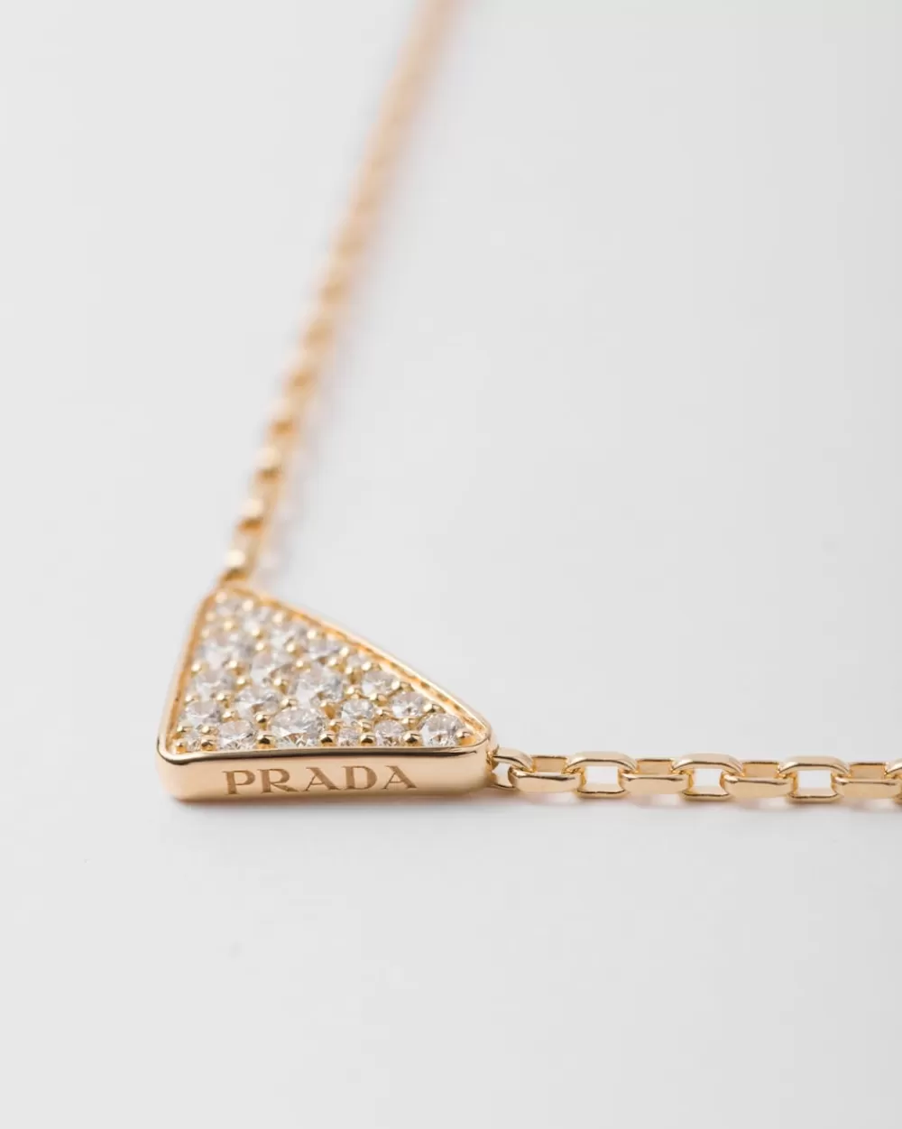 Donna/Uomo Prada Collana Eternal Gold In Oro Giallo E Diamanti Con Triangolo Pendente Nano